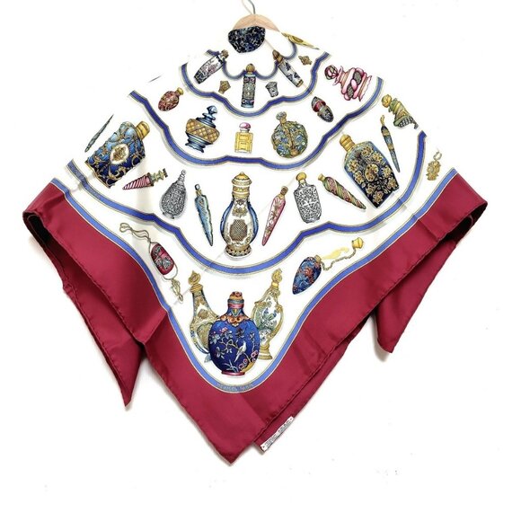 Auth HERMES Carre 90 - Cream Red Multi Silk Scarf - Picture 3 of 10
